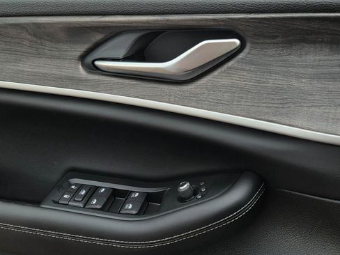 New 2026 Jeep Grand Cherokee L 2WD image 15