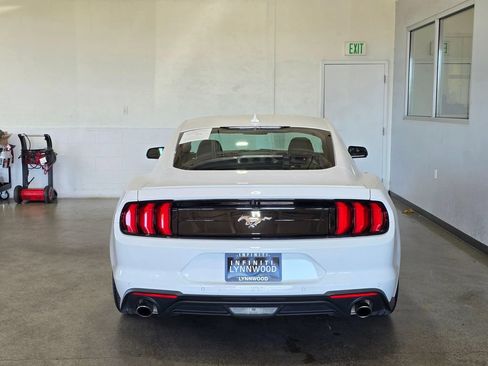 Used 2021 Ford Mustang Premium RWD image 5