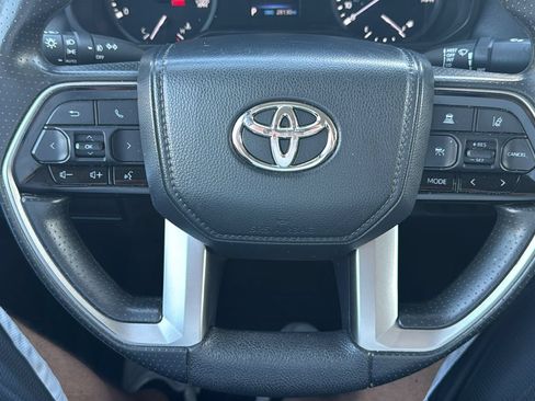 Used 2023 Toyota Tundra SR5 w/ SR5 Convenience Package AWD/4WD image 12