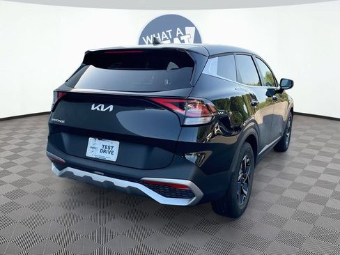 Certified 2024 Kia Sportage LX FWD image 6