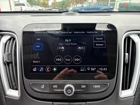 Used 2023 Chevrolet Malibu LS FWD image 27