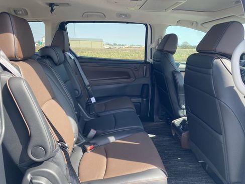 New 2026 Honda Odyssey Elite image 16
