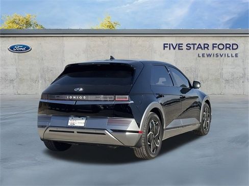 Used 2024 Hyundai Ioniq 5 Limited image 4