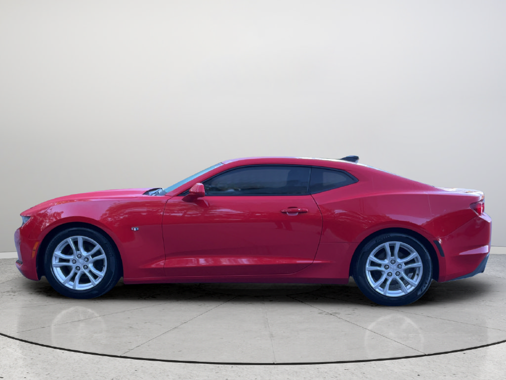 Used 2019 Chevrolet Camaro LS RWD image 5
