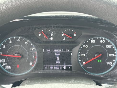 Used 2022 Chevrolet Traverse LS FWD image 10