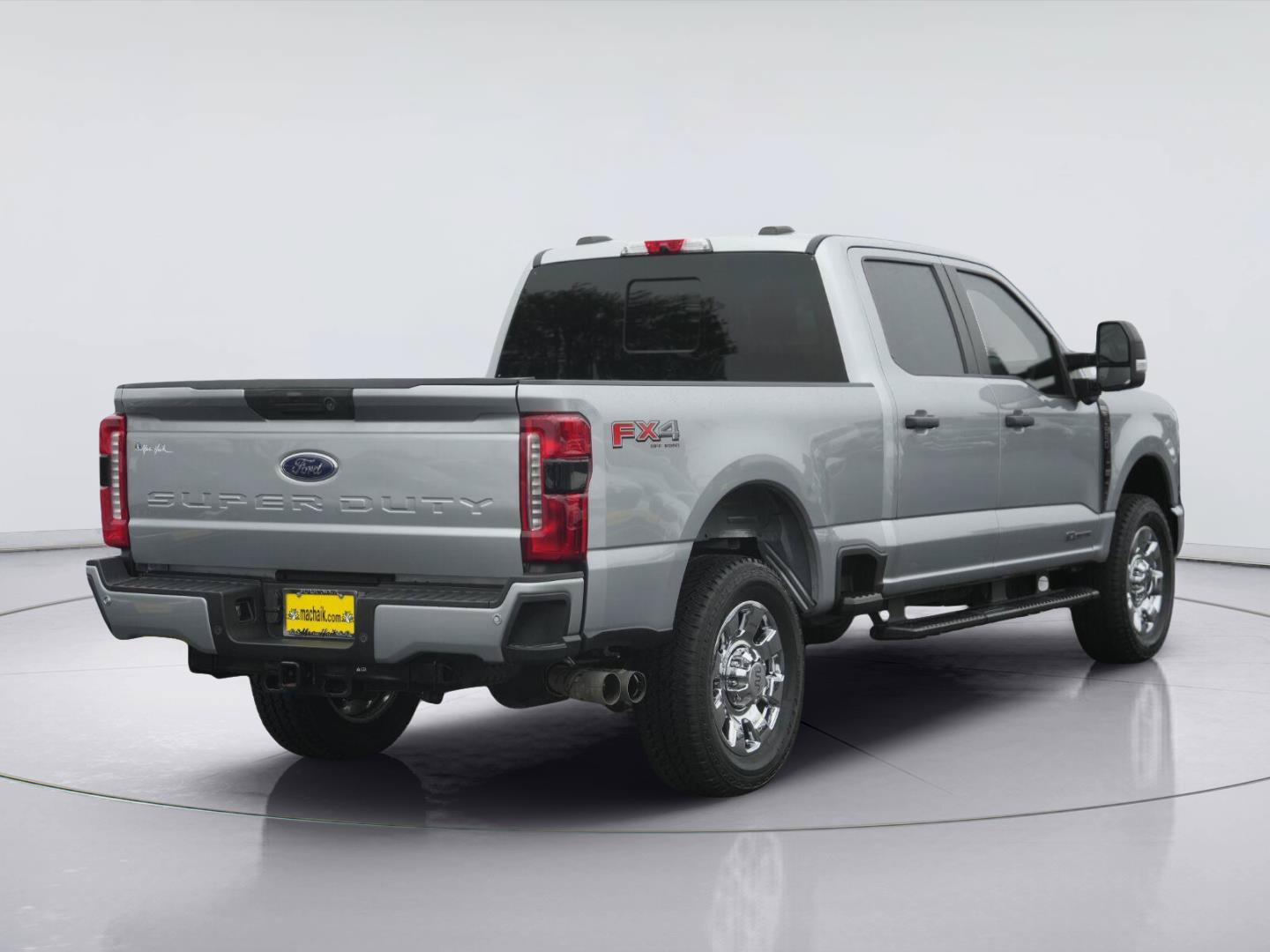 Used 2023 Ford F250 XL w/ STX Appearance Package AWD/4WD image 6