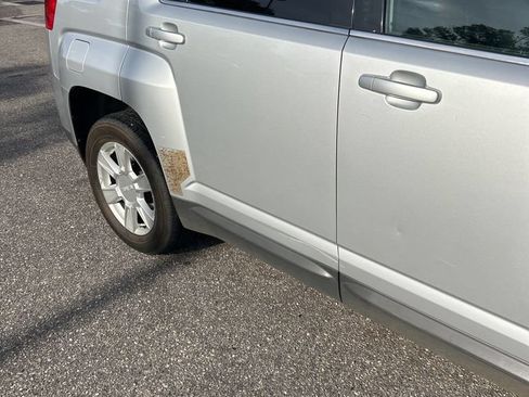 Used 2013 GMC Terrain SLT FWD image 9
