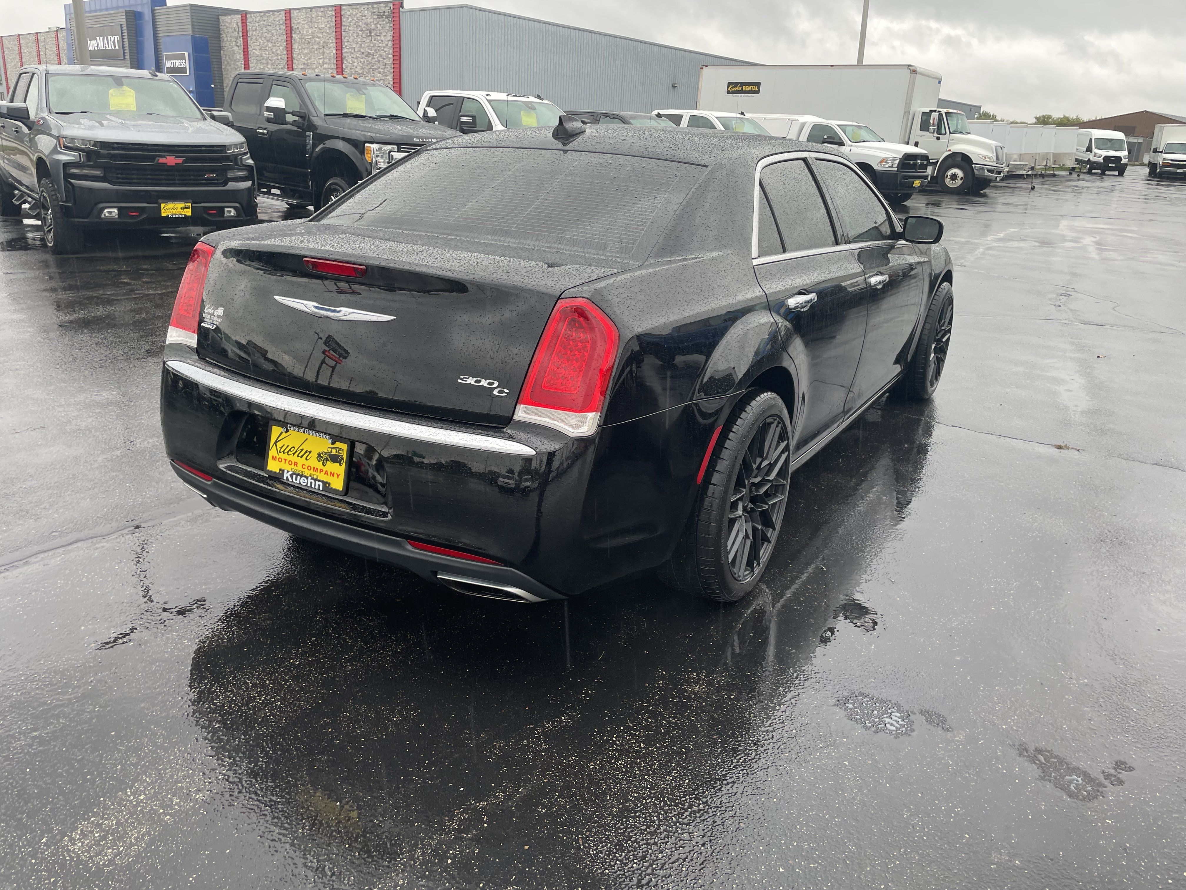 Used 2016 Chrysler 300 C AWD/4WD image 8