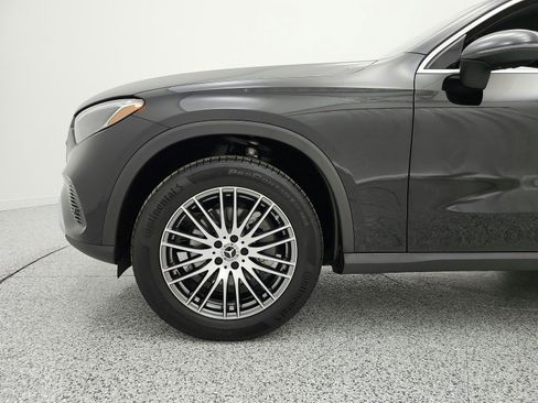 Used 2026 Mercedes-Benz GLC 300 image 23