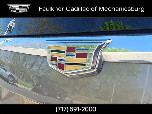 Used 2018 Cadillac Escalade Luxury image 30