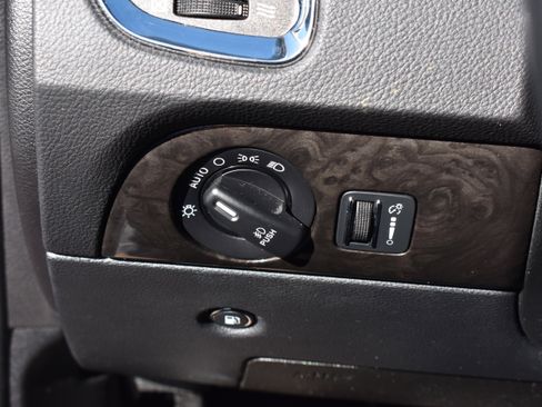 Used 2016 Dodge Durango Limited w/ Nav & Power Liftgate Group image 16