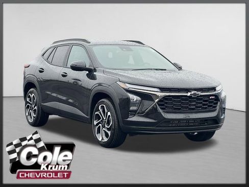 New 2026 Chevrolet Trax RS w/ Driver Confidence Package image 1