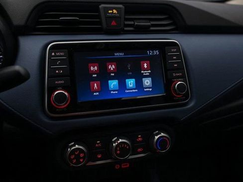 New 2025 Nissan Versa SV w/ Trunk Package image 31