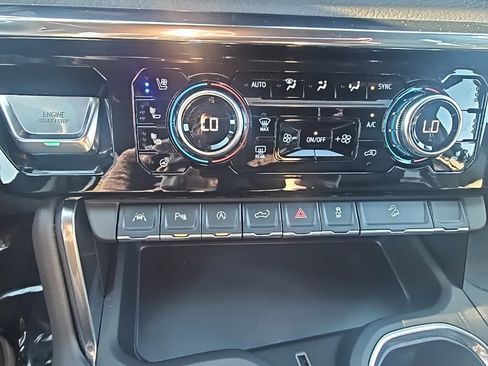 New 2025 GMC Sierra 1500 Denali image 24