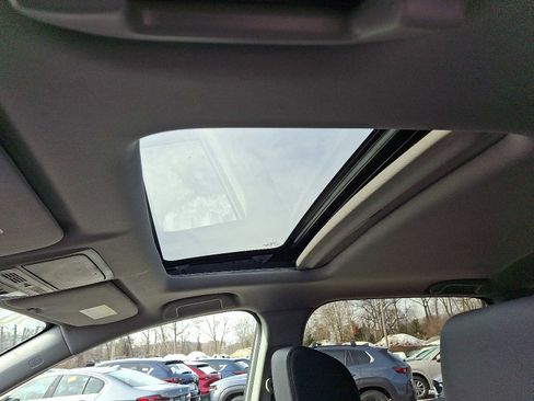 Used 2020 Honda CR-V Touring image 14