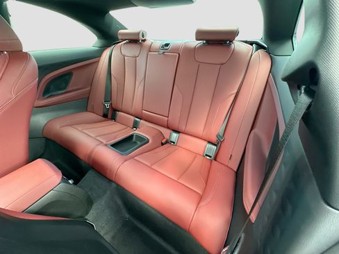 Used 2025 BMW 230i Coupe w/ Convenience Package RWD image 25