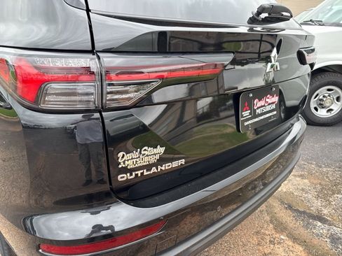 New 2026 Mitsubishi Outlander ES AWD/4WD image 45
