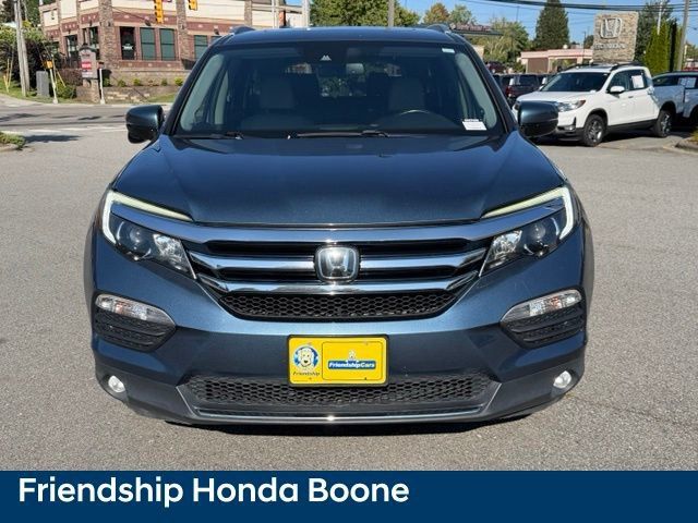 Used 2017 Honda Pilot Touring image 2