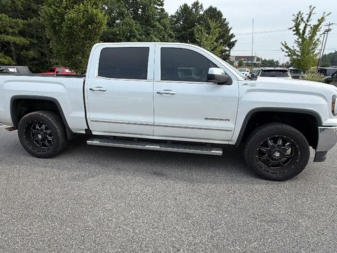 Used 2017 GMC Sierra 1500 SLT AWD/4WD image 7