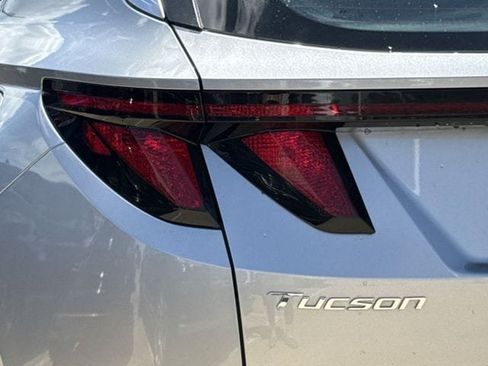 Used 2023 Hyundai Tucson SE AWD/4WD image 6