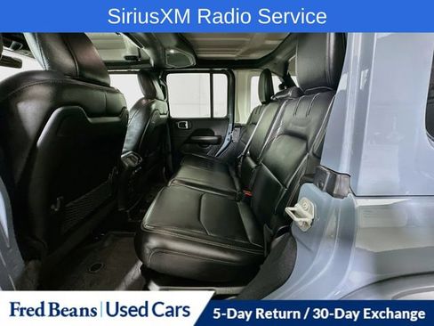 Used 2024 Jeep Wrangler Unlimited Sahara w/ Technology Group AWD/4WD image 31