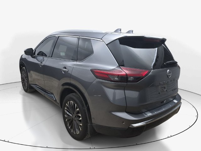 Used 2025 Nissan Rogue Platinum w/ Tech Package FWD image 8