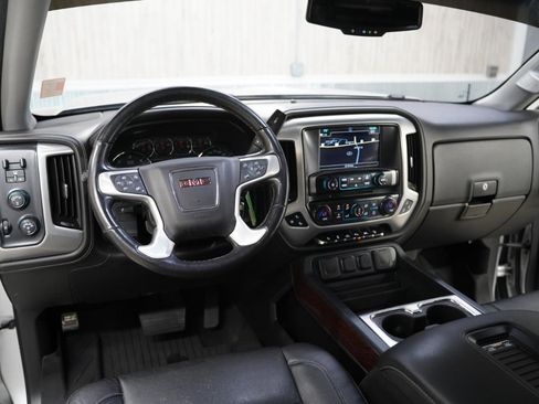 Used 2018 GMC Sierra 1500 SLT image 11