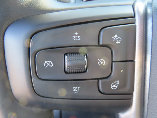 Used 2024 GMC Yukon XL SLT w/ SLT Luxury Package AWD/4WD image 19