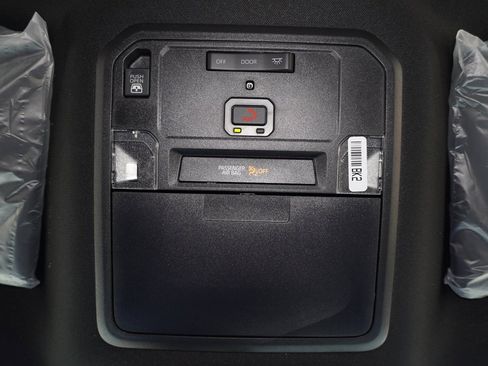 New 2026 Toyota Tundra Limited image 18