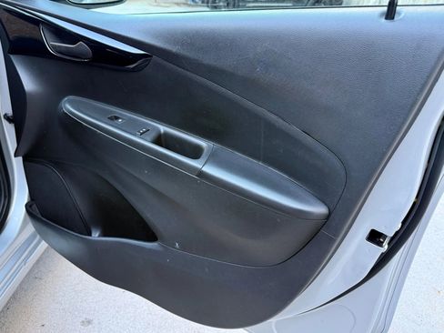 Used 2021 Chevrolet Spark LT image 12