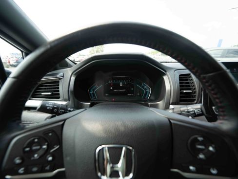 Used 2024 Honda Odyssey Sport image 15