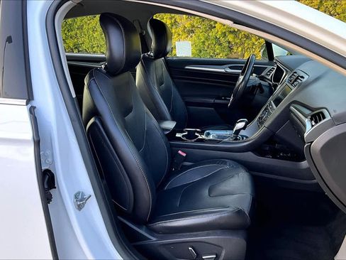 Used 2014 Ford Fusion Titanium image 8