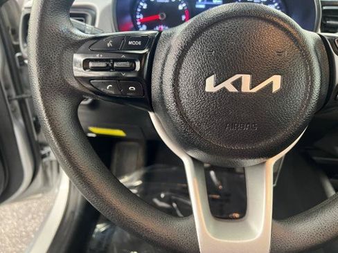 Used 2022 Kia Rio LX FWD image 12