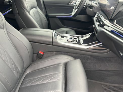 Certified 2024 BMW X7 M60i w/ Executive Package image 24