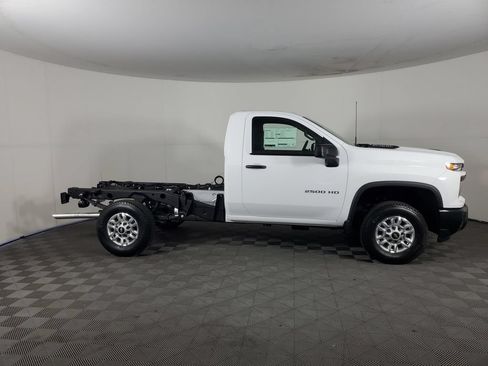 New 2026 Chevrolet Silverado 2500 W/T w/ WT Convenience Package RWD image 2