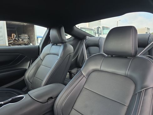 Used 2024 Ford Mustang Premium image 21
