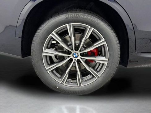 Used 2026 BMW X5 xDrive40i w/ M Sport Package AWD/4WD image 35