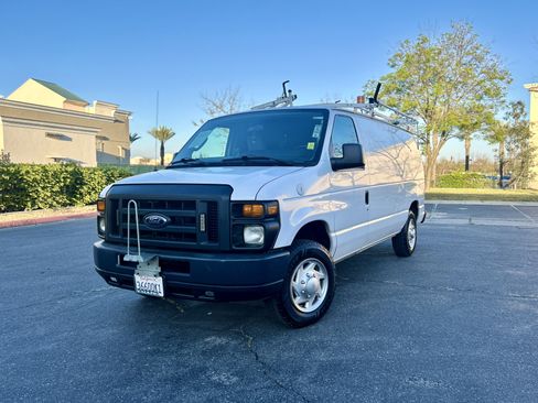 Used 2013 Ford E-150 and Econoline 150 image 1