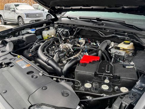 Used 2024 Ford Ranger Lariat w/ FX4 Off-Road Package image 39