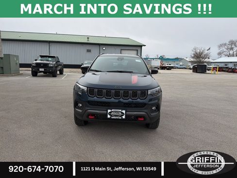 New 2026 Jeep Compass Trailhawk image 3