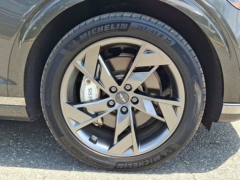 Used 2024 Genesis Electrified GV70 w/ Prestige Package AWD/4WD image 8