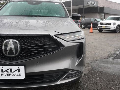 Used 2023 Acura MDX A-Spec image 17