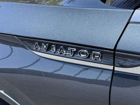 Used 2023 Lincoln Aviator Black Label w/ Dynamic Handling Package AWD/4WD image 8