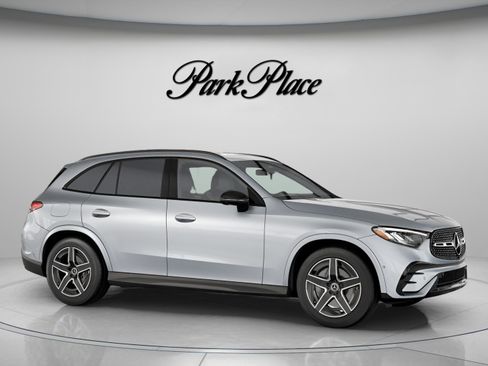 Certified 2025 Mercedes-Benz GLC 300 4MATIC w/ AMG Line image 30