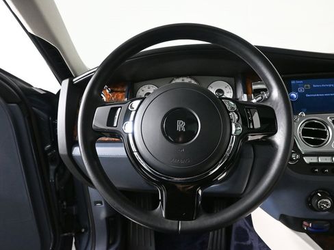 Used 2010 Rolls-Royce Ghost image 2