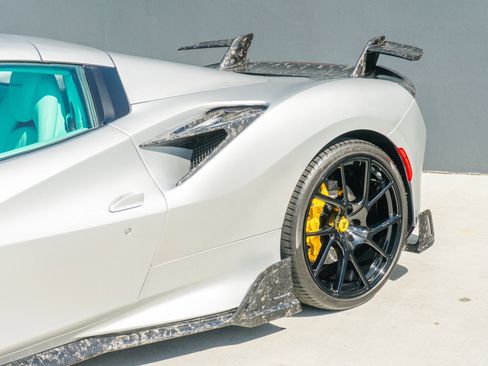 Used 2023 Ferrari F8 Tributo image 29