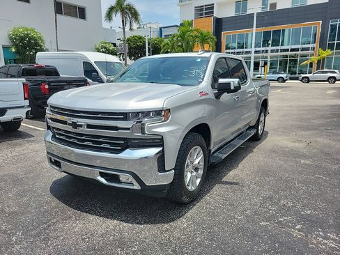 Used 2021 Chevrolet Silverado 1500 LTZ w/ Z71 Off-Road Package AWD/4WD image 2