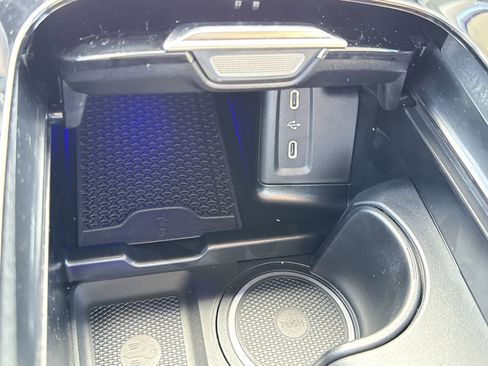 New 2026 Mercedes-Benz GLC 300 image 28