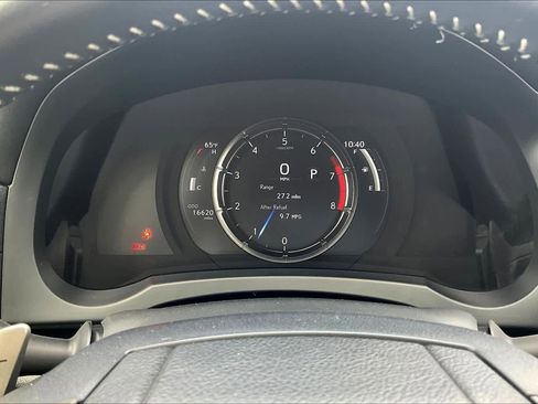 Used 2022 Lexus IS 350 F Sport image 21