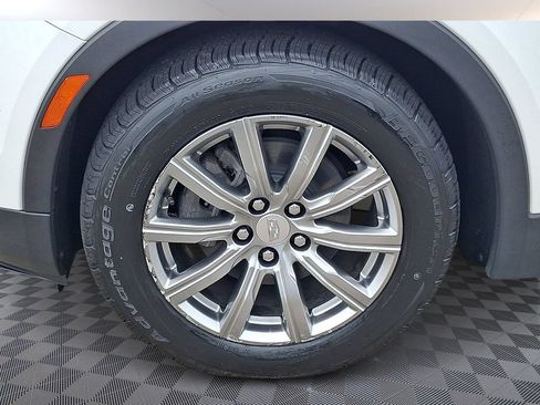 Used 2020 Cadillac XT4 Premium Luxury w/ Cold Weather Package AWD/4WD image 8